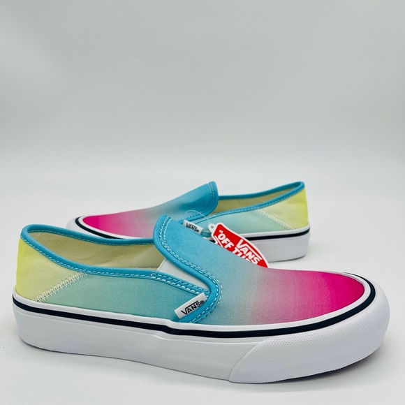 Classic Slip-On SF Vans - Picture 2 of 12